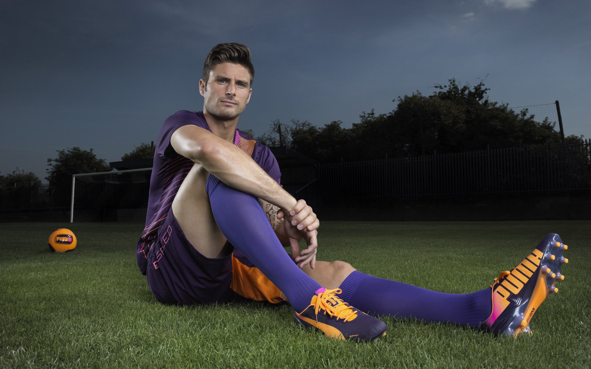 佩尼亚Ins:很高兴见到巴萨的朋友们,祝你们接下来一切顺利,尼洛·佩萨尼亚